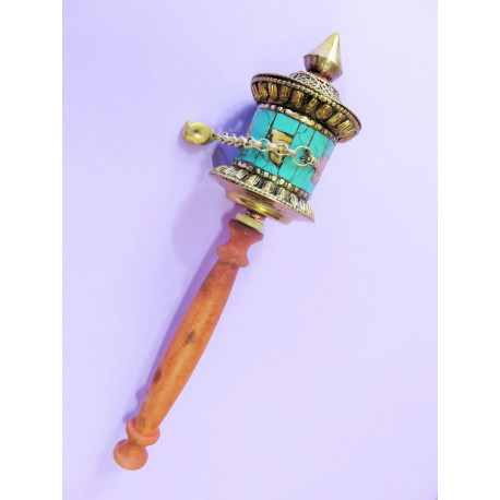 Moulin tibétain de prières recouvert de turquoise 